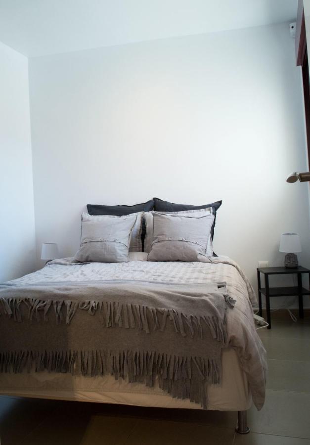 Sea View Mojon Hills Apartment